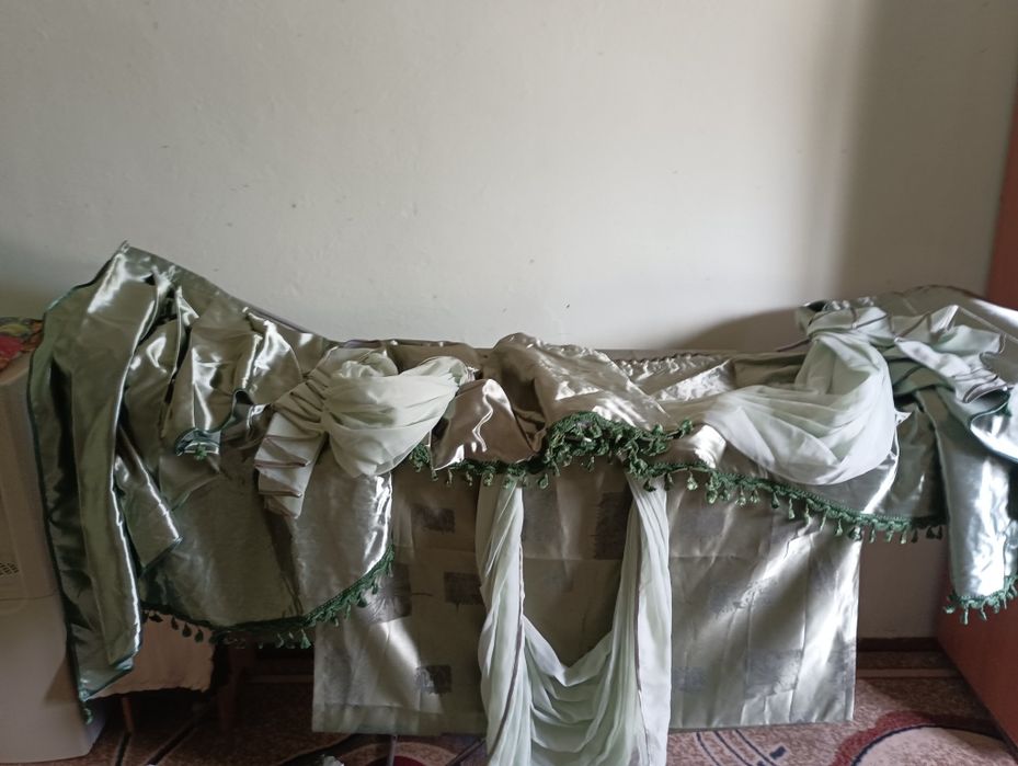 Шторы: портьеры, тюль, лабрикен.