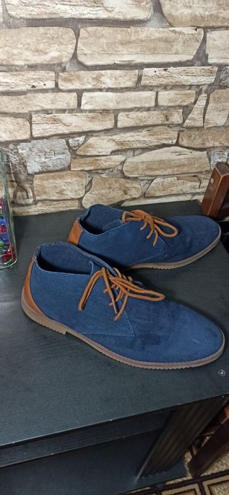 Продам новые мужские ботинки