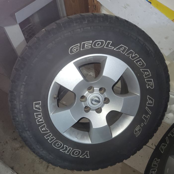 265/70 R16 диска ниссан