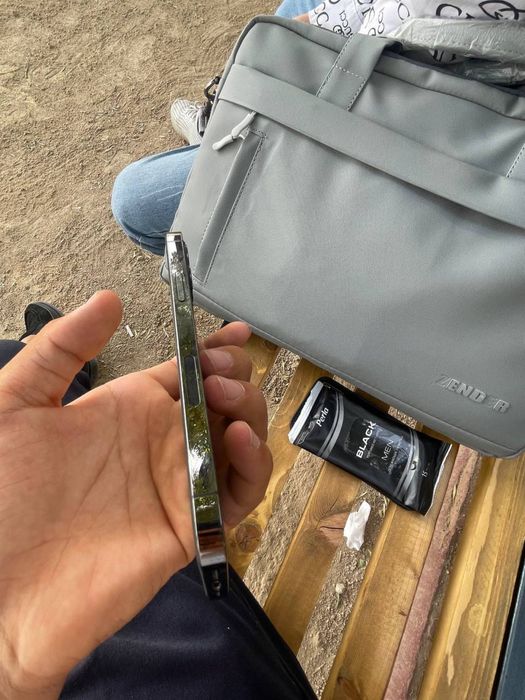 Iphone 12 pro radnoy