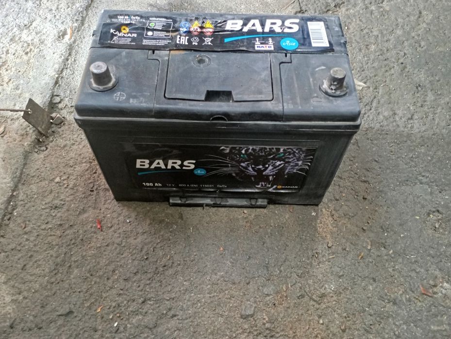 Аккумулятор 100А