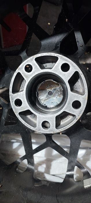 Продам шины с дисками