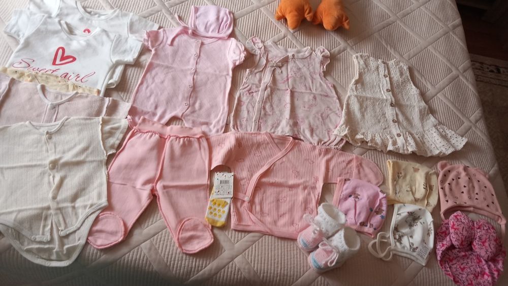 Продаю вещи на девочку от 0 до 6 месяцев