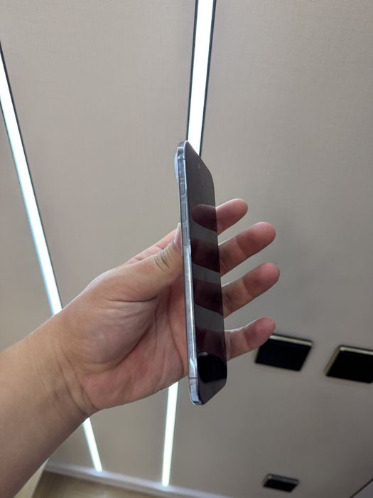 Iphone 17 AIR продаеться в идеальном сост!