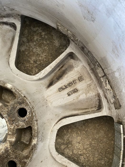 Титановый диска тайота р16