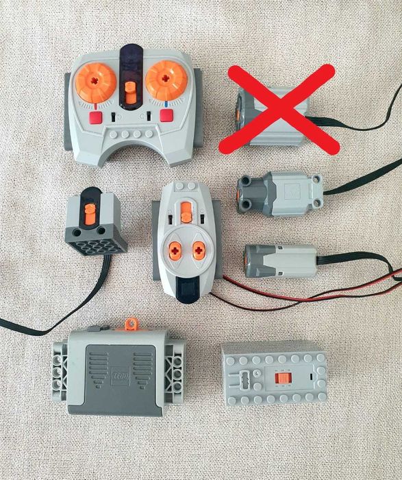 LEGO Technic, Power Functions моторы, фары, блоки