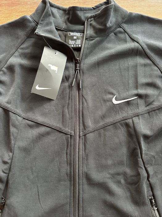 Дамски,памучен екип Nike с бродирано лого,тъмно син цвят