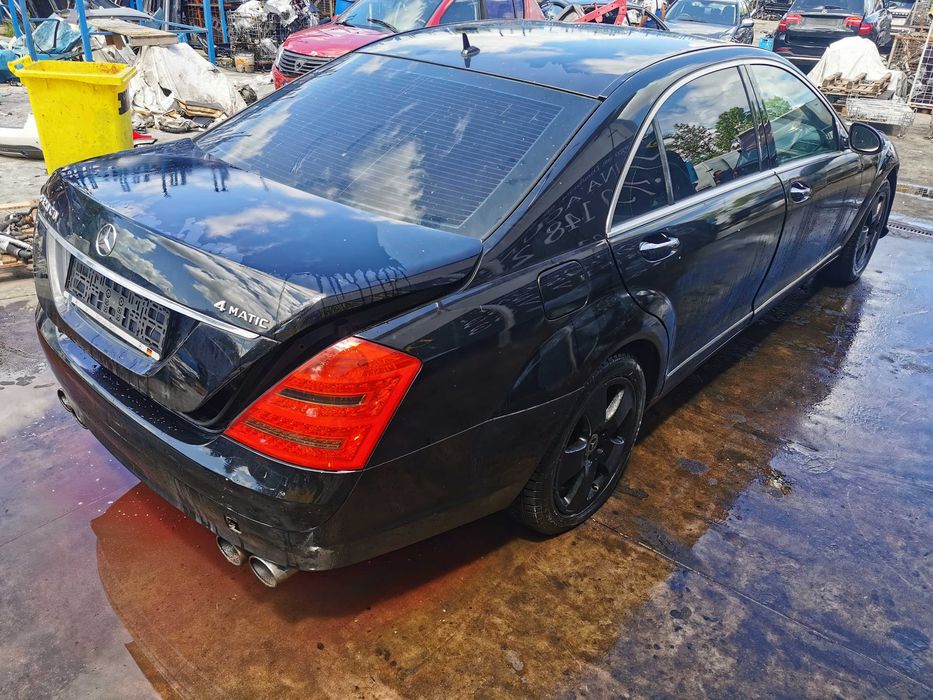 Dezmembrez s class w221 s320 4 matic/far night vision/stop/bara amg/