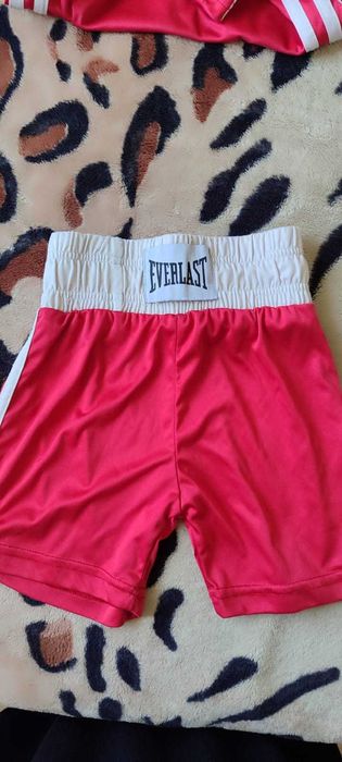 Комплект для боксера, форма, бинты, перчатки, шлем