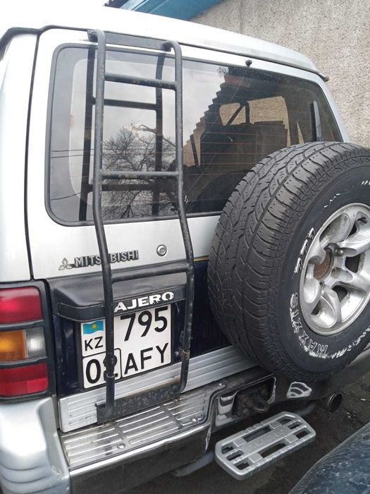 Продам живого паджерика.