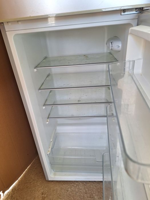 Холодильник сатылады