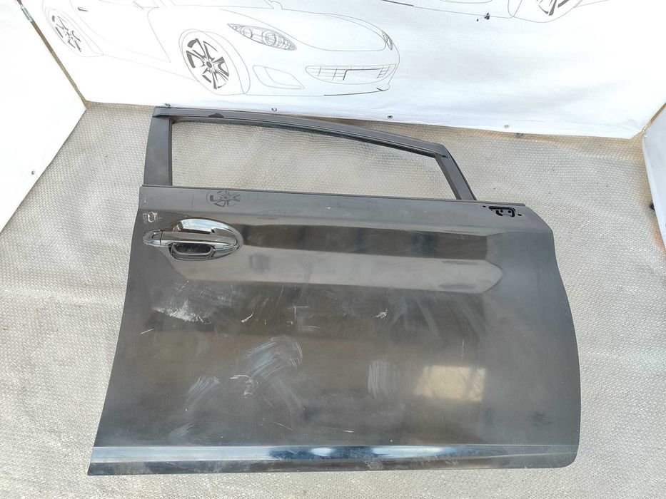 Usa Fata Dreapta Toyota Prius (XW30) Hatchback 2009–2015 / Cod OEM 67 001470 71 (11B)