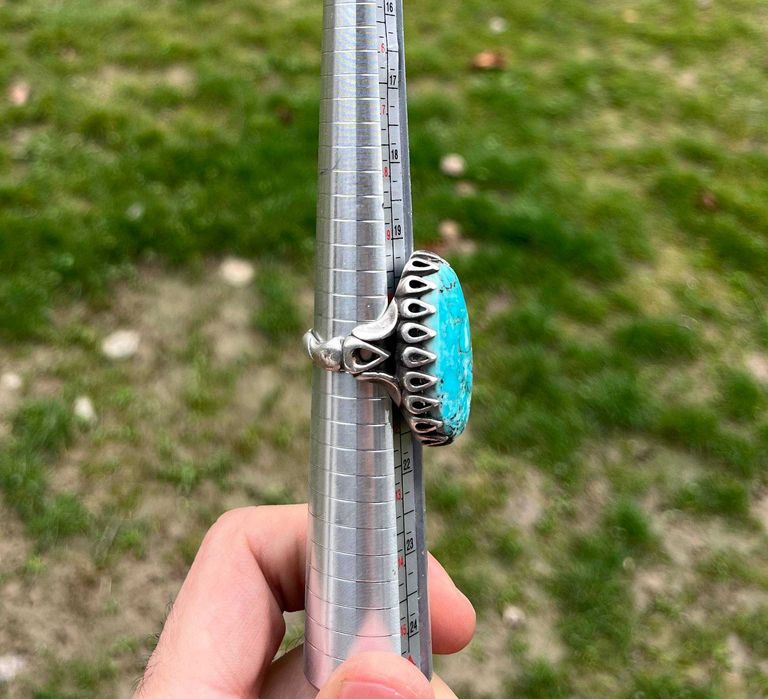 Перстень из серебра 925 с натуральным минералом/ Kumush uzuk 925