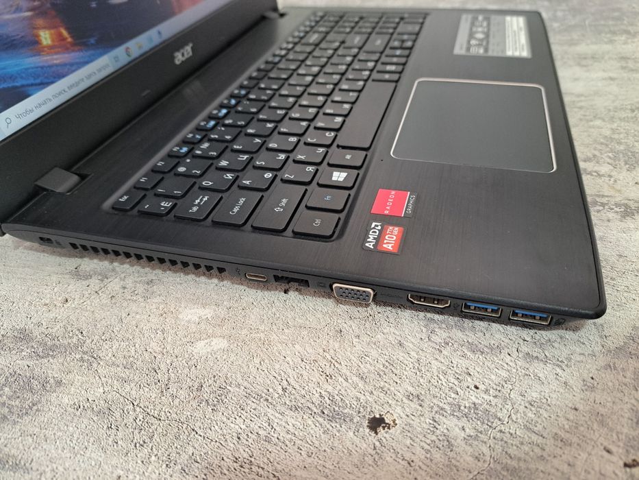 Продам ноутбук  ACER Aspire E5-553G  (идеал)