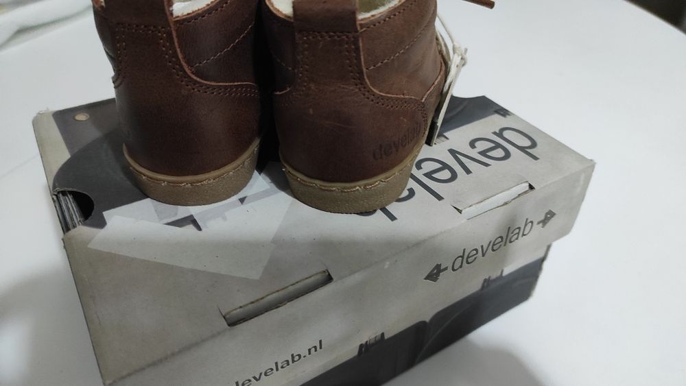 Нови зимни бебешки боти от естествена кожа номер 20