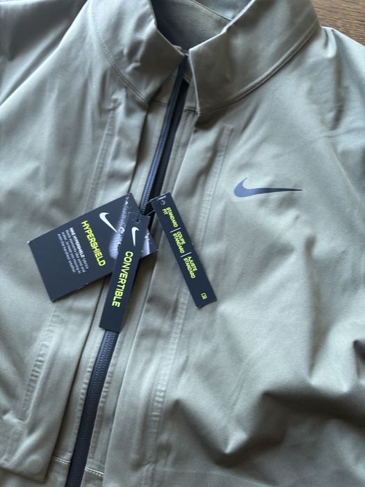 Ново мъжко яке Nike