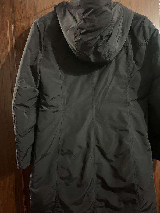 Две черни якета Benneton и Reserved