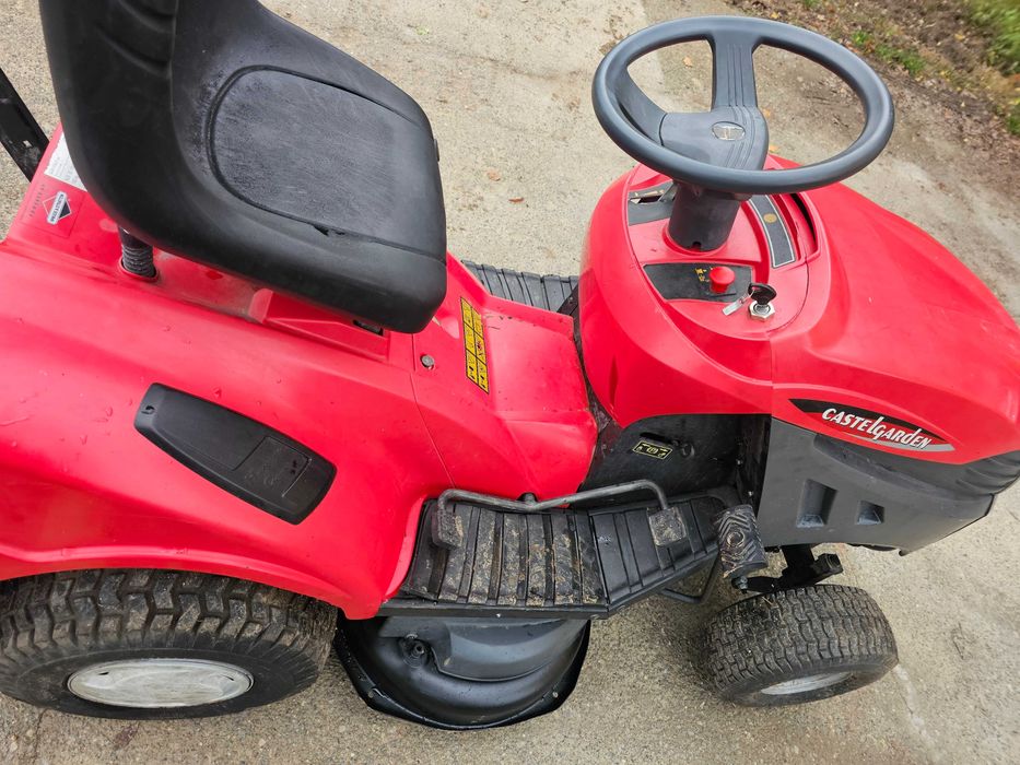 Тракторна Косачка CASTELGARDEN/Briggs&Stratton. ПЕРФЕКТНА