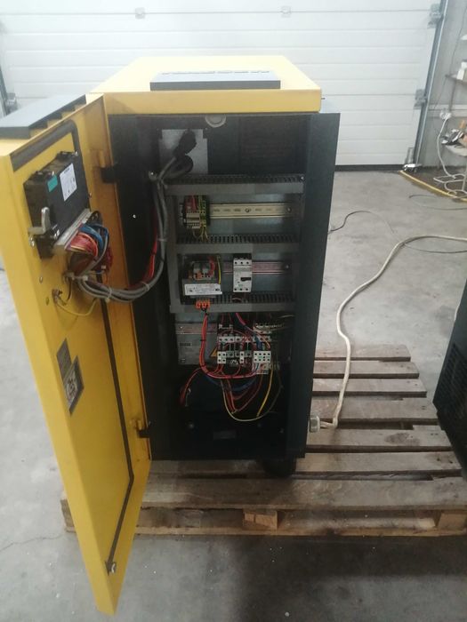 Compresor aer cu surub Kaeser SM 15 / 11 bar