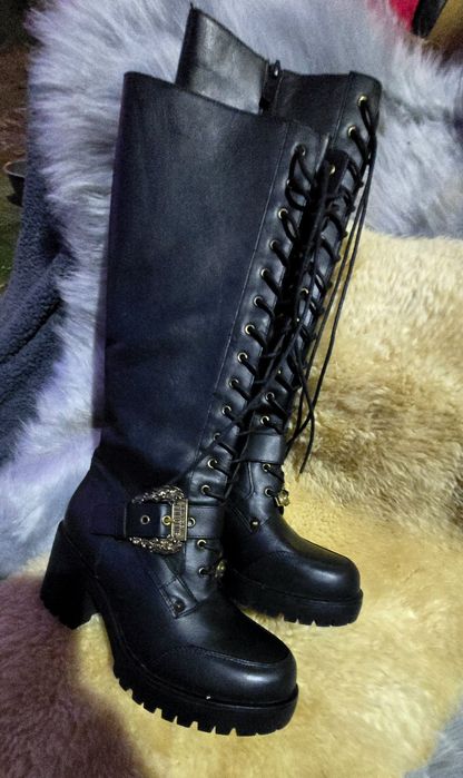 Versace Jeans Couture оригинални дамски ботуши 38 номер