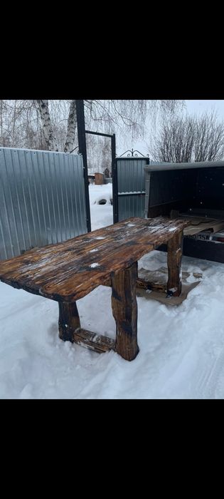 Продам стол и 2 лавки