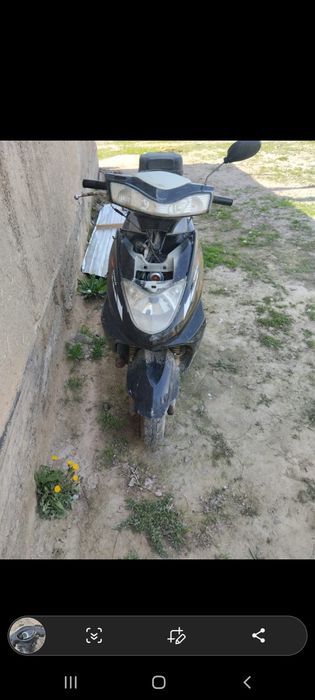 Скутер Сузукииии