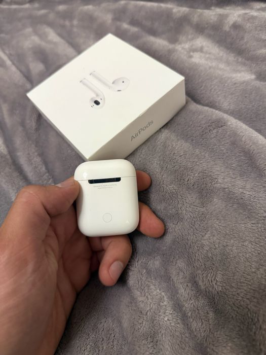Apple Air Pods 2-ро поколение безжични скушалки на apple