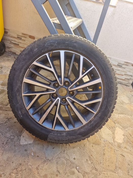 Roata Hyundai/ Duster 5x114.3 225 55 18 și 215 60 17