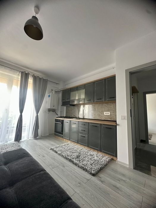 Proprietar Închiriez apartament 2 camere Nou