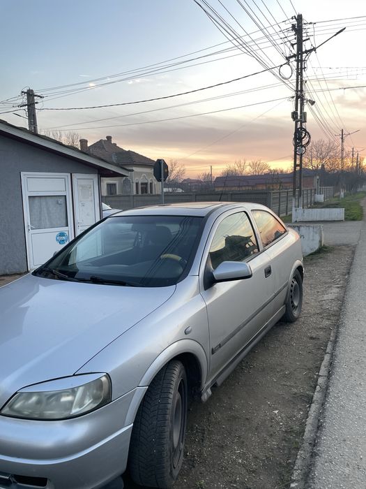 Vand opel astra g motor 1.8b .mai multe detali in pv