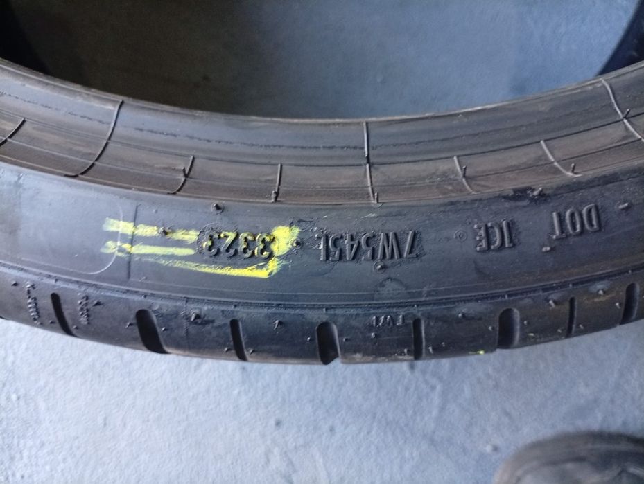 285 30 21 Pirelli 2023