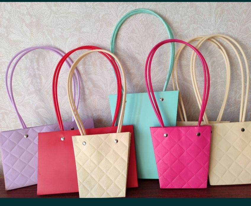 Пакеты декоративные,для оформления подарка