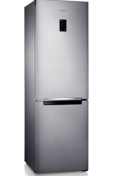 Холодильник Samsung