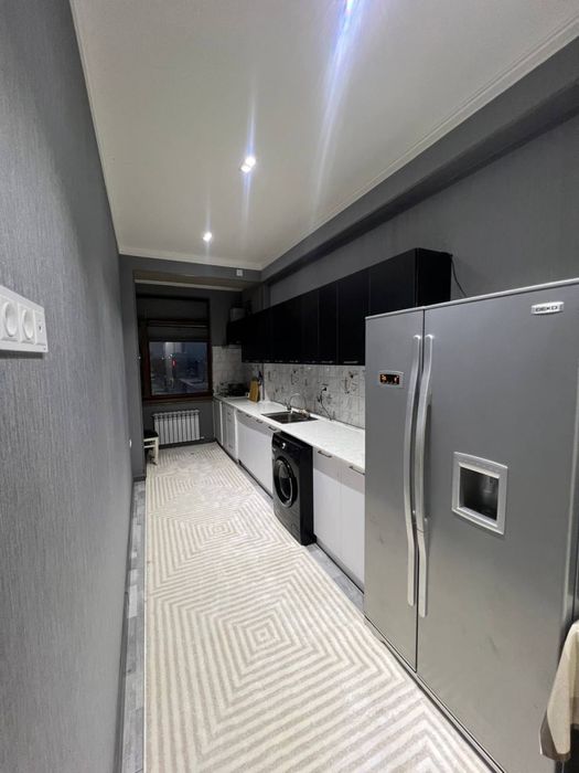 Qizlarga Sheriklikka 3 xona Yakkasaroy Salamatina