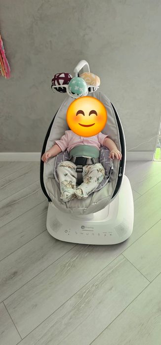 Продам качелю 4 mom's