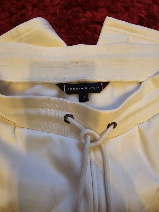 Pantaloni scurți Tommy Hilfiger Originali Nike Armani Prada