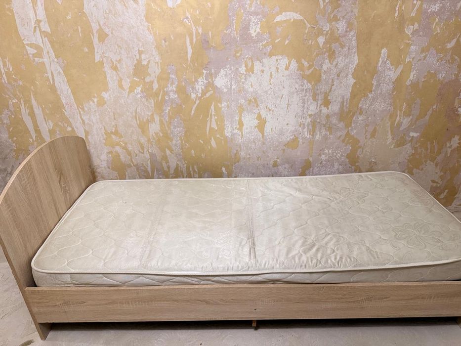 продам односпальная кровать 2ед,, софа 1ед