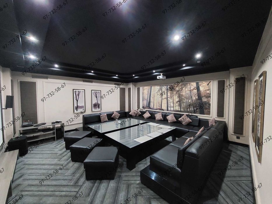 Продаётся нежилое здание вдоль дороги центр, своя парковка на 35 машин