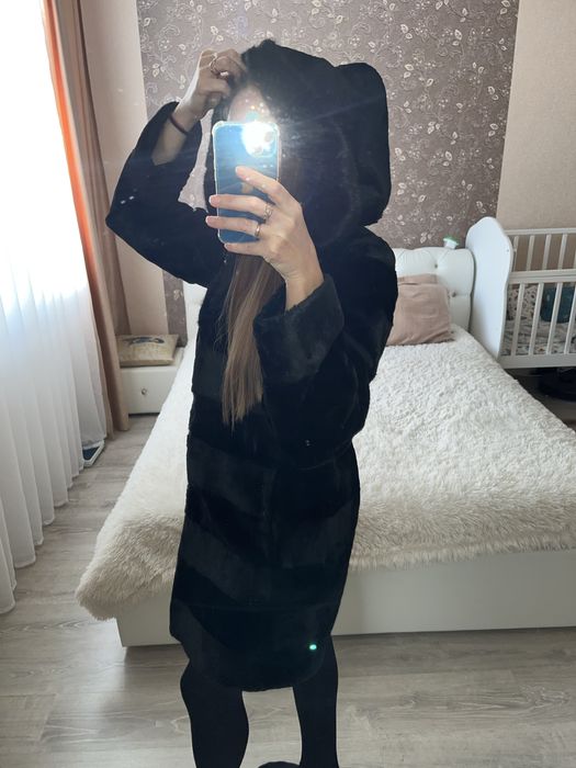 Продам шубу норка бобер