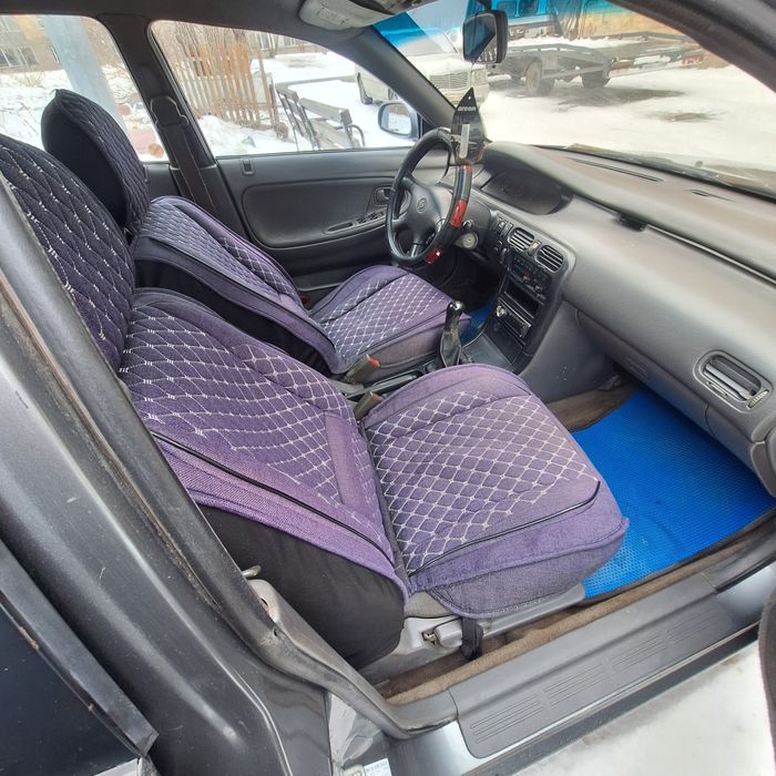 Продам Мазду Кронос