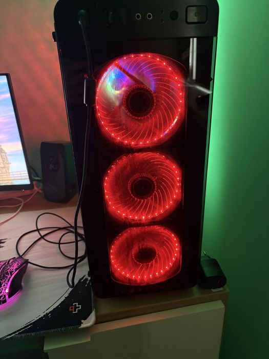 Vand pc gaming complet