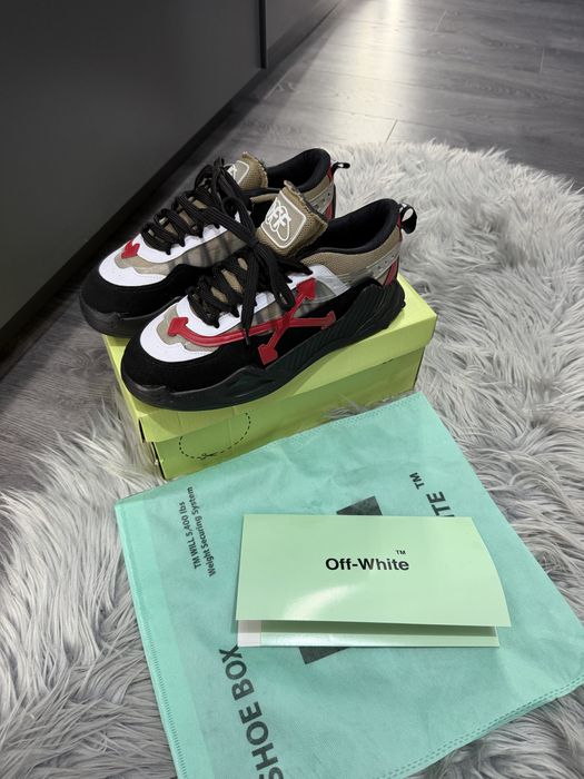 Обувки OFF-WHITE