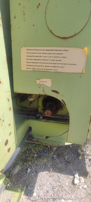 Силажирка CLAAS с подбирач за люцерна + кардан