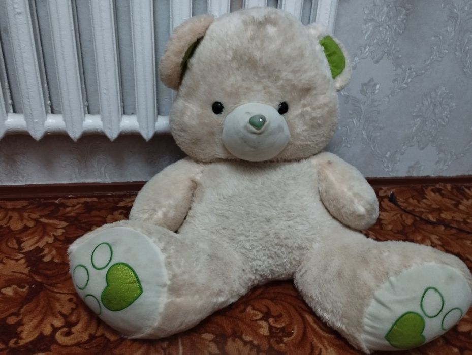 Есть большой Мишка