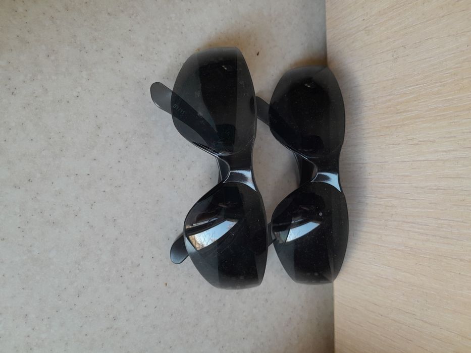 Продам солнцезащитные очки