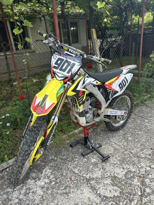 Продавам suzuki rmz250