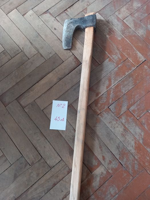 Брадви 2 бр.,различни размери