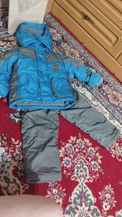 Продам детский комплект на мальчика