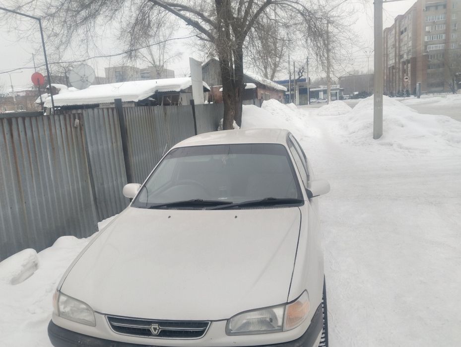 Продам Toyota Corolla 1996 г