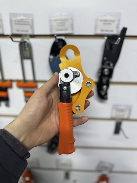 Спусковое устройство Беркут, ПромАльп, Узб, правый/левый